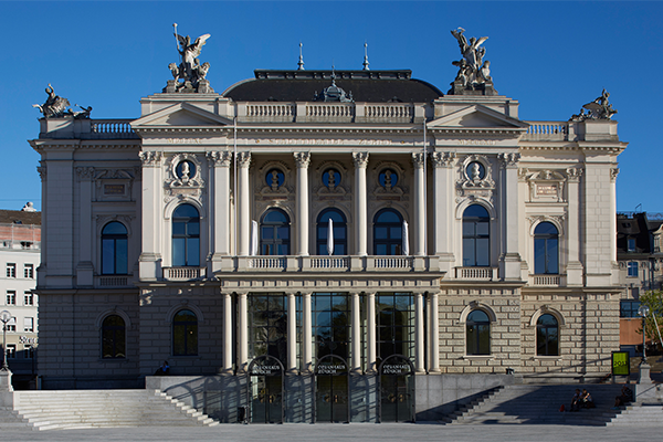27. Oktober: Opernhaus Zürich
